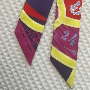 Hermes Tie - Cute to use to tie on bag of hair